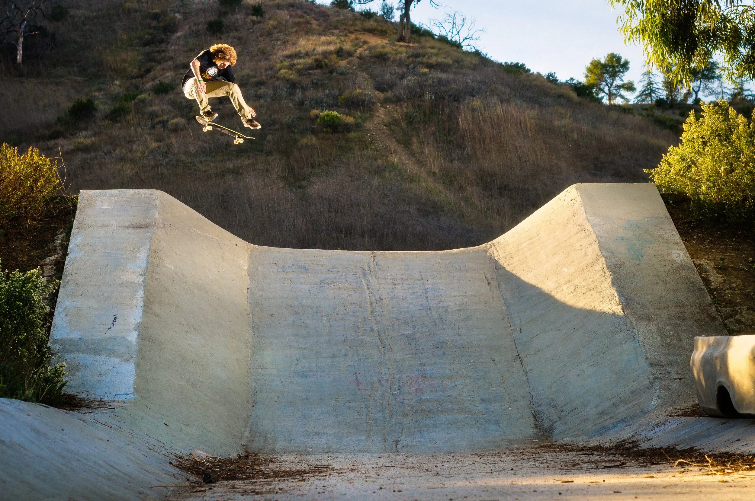 Tommy_Sandoval_fsflip_ditchhip_DSC_1132_3-Exposure.jpg