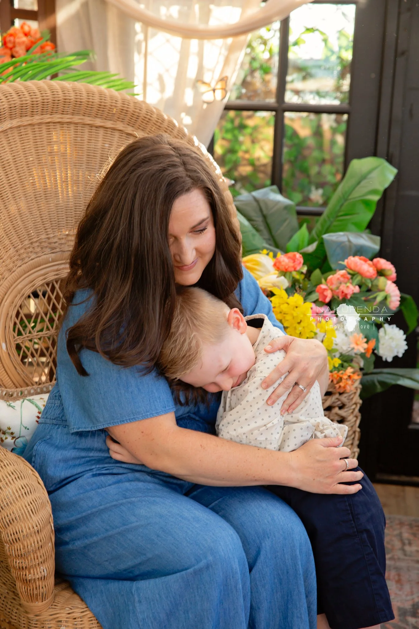 Mom and Me Photography Sessions in Gilbert, Arizona – Capturing Love That Lasts