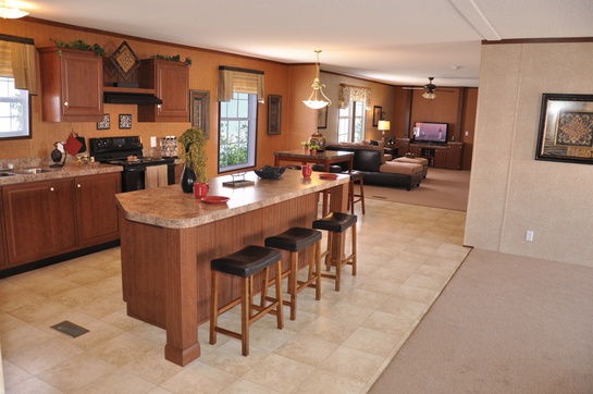 28764b_kitchen_looking_toward_family_room_545.jpg