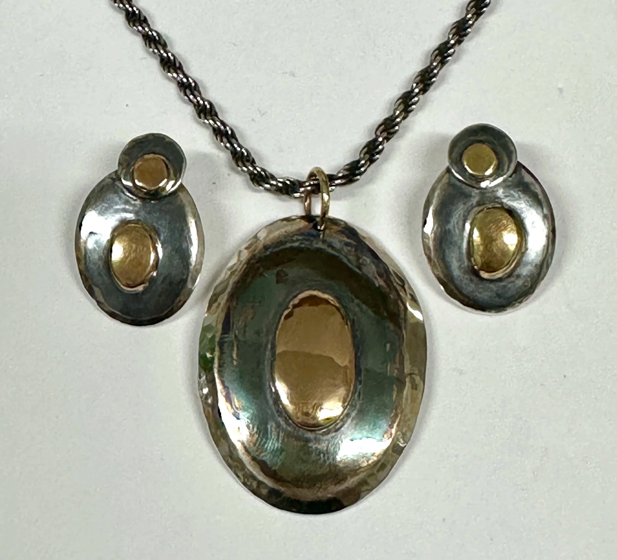 Pendant & Earrings Set; 14K yg & fine silver