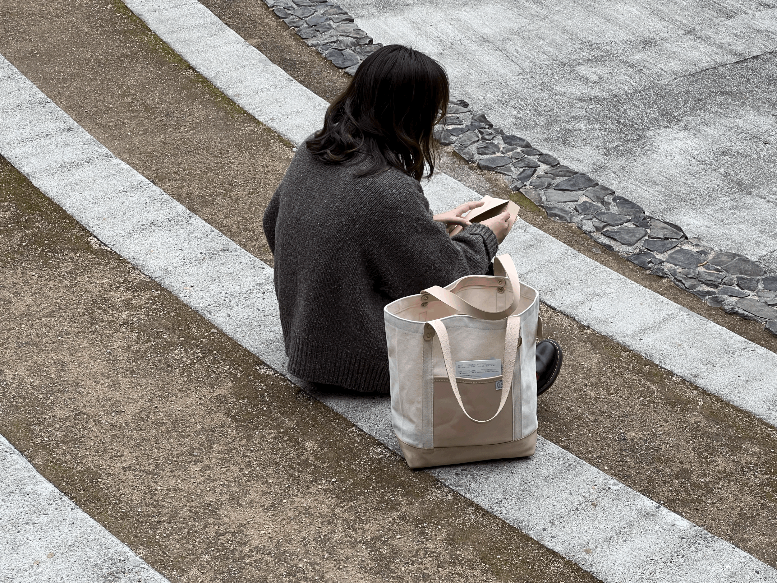 1.61 Soft Goods - Grand General Tote