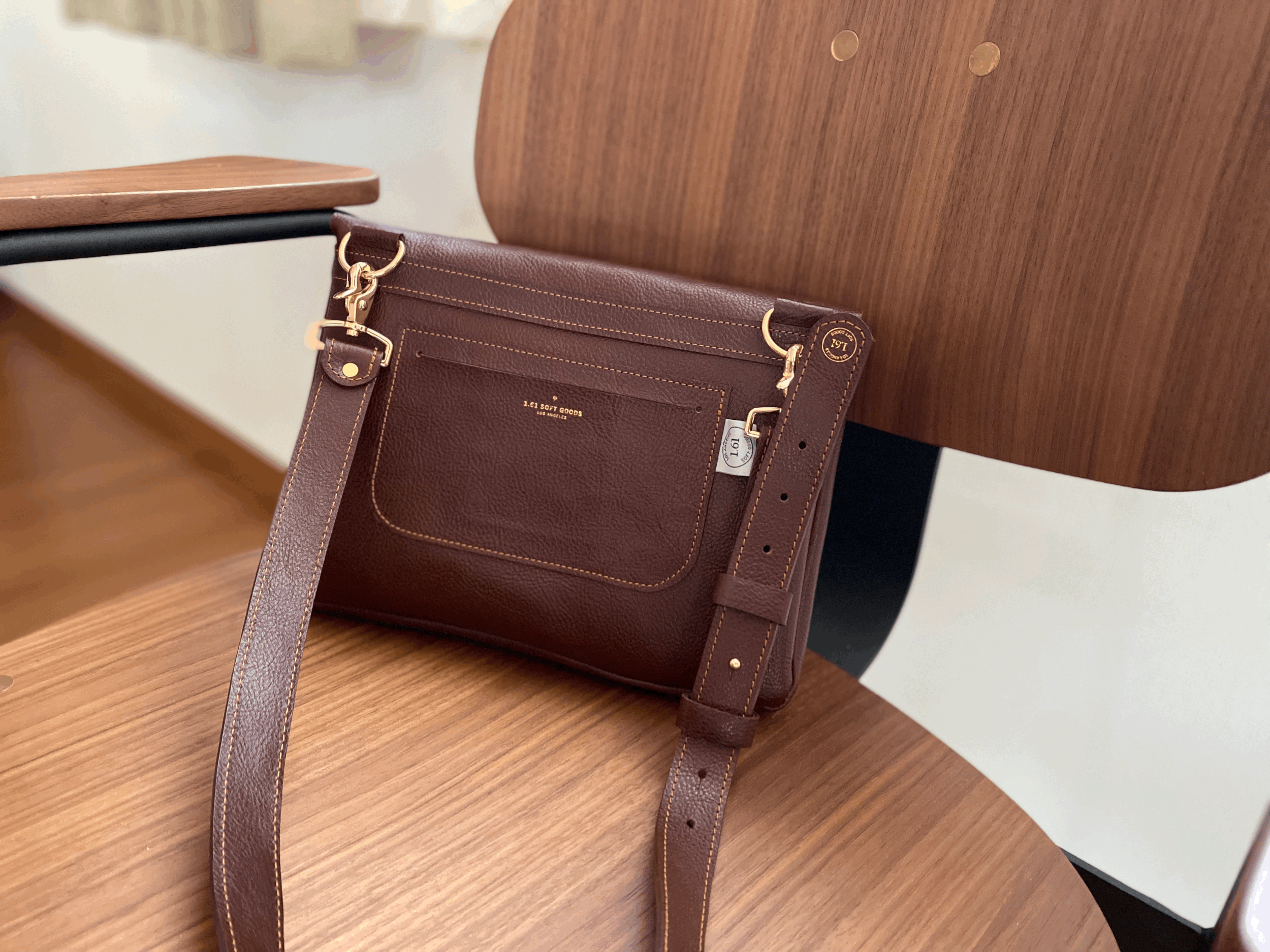 1.61 Soft Goods - Banker Satchel