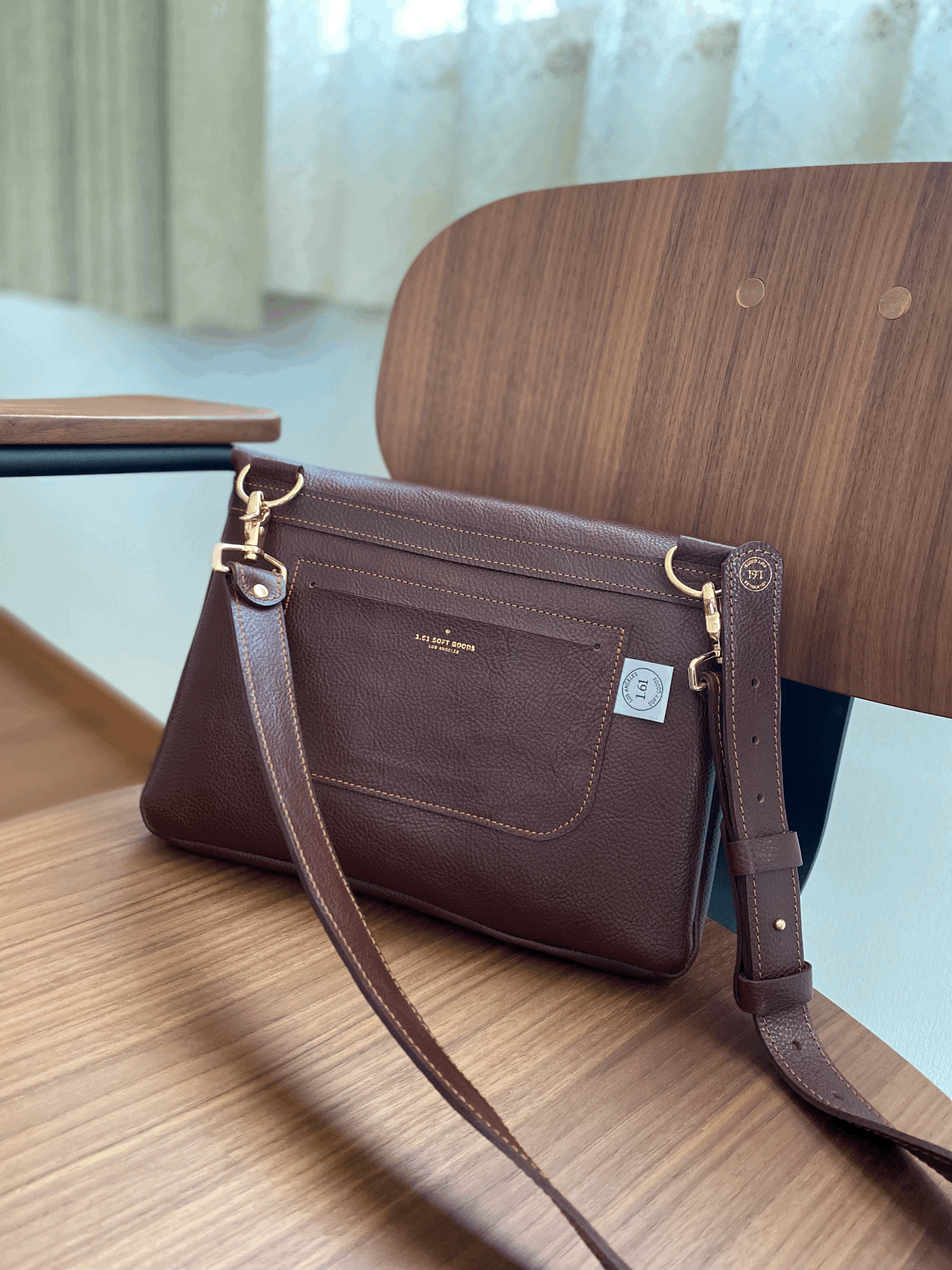 1.61 Soft Goods - Banker Satchel