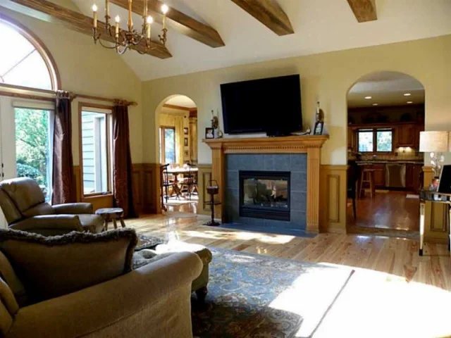 why you want a ranch versus a two story.jpg