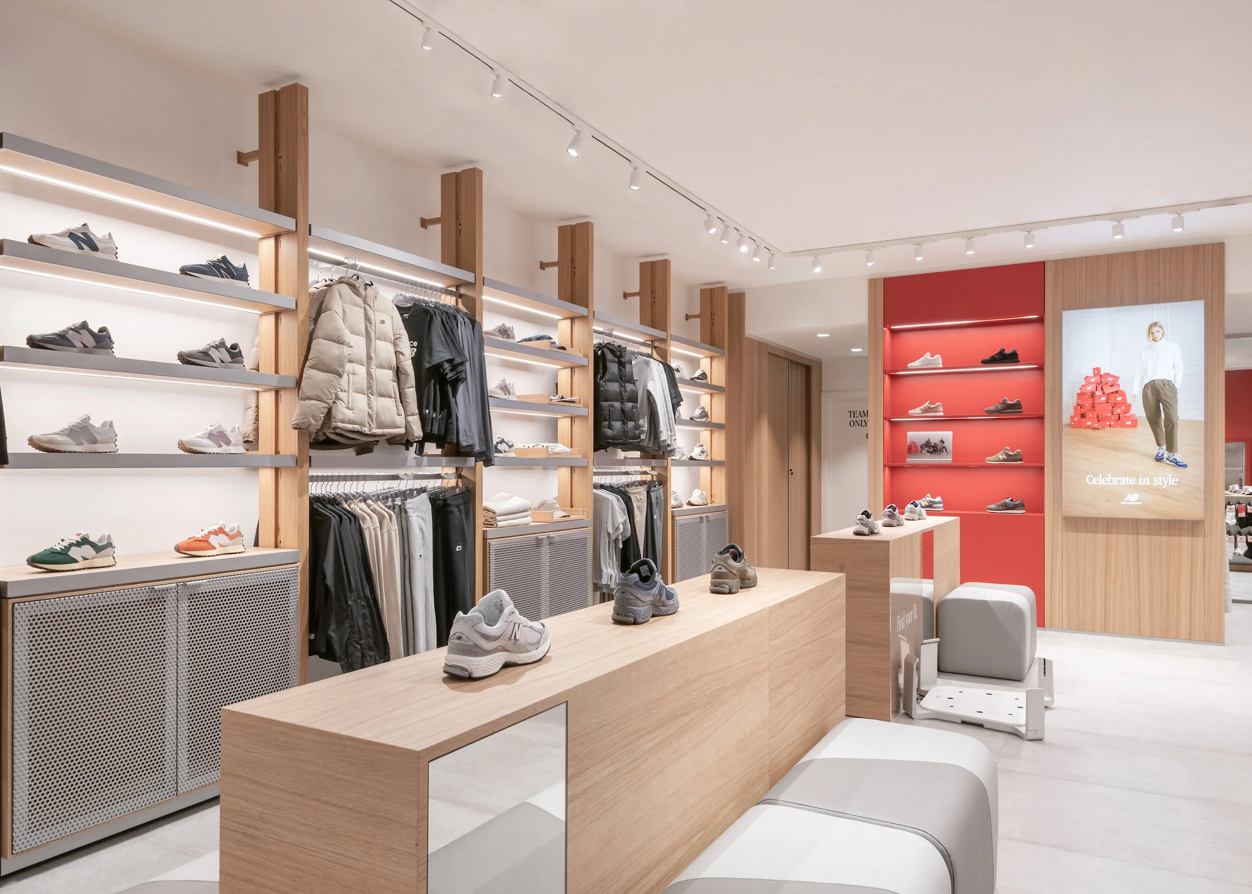 bicester-village-13 - HI RES.jpg