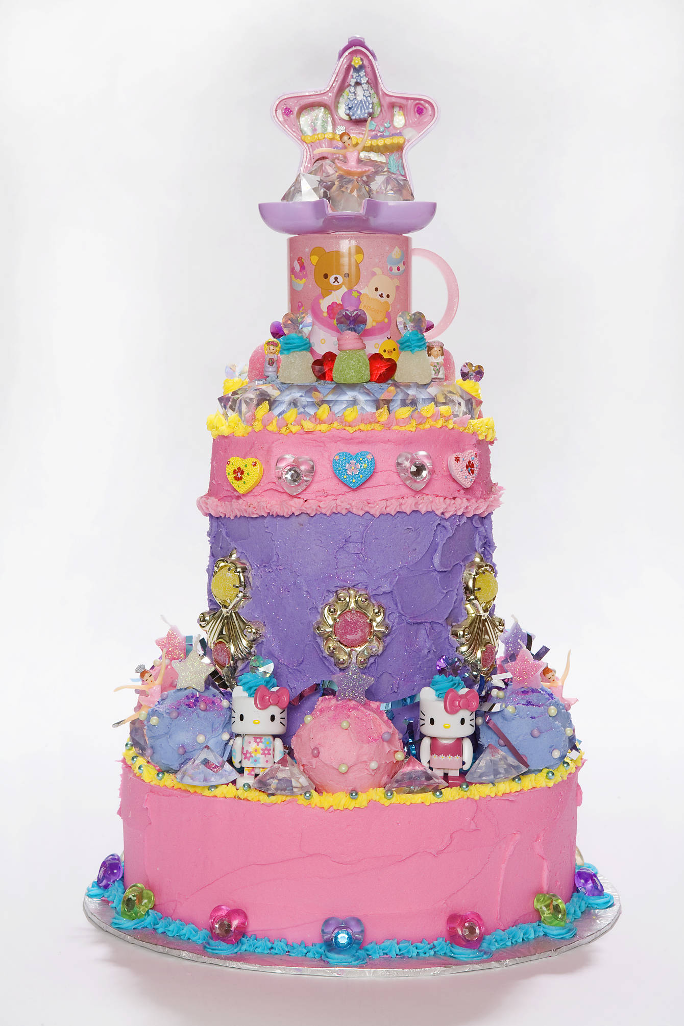 My achy cakey heart can't handle the magical creations of Corey Mornanis !