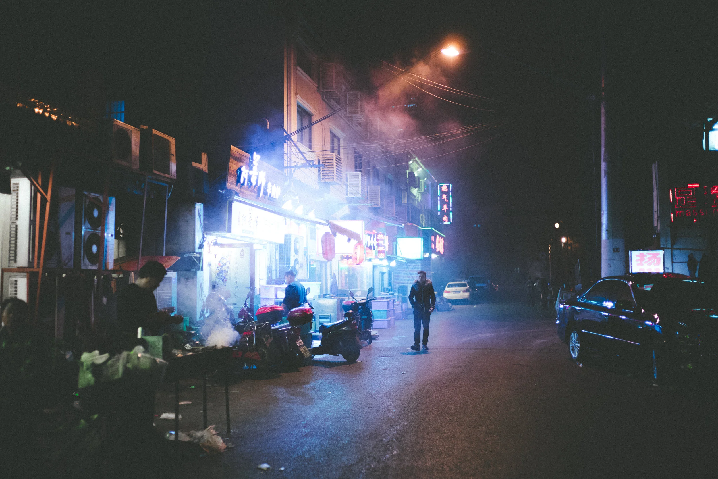 03.13.2016 // experienced a bit of Shanghai nightlife.