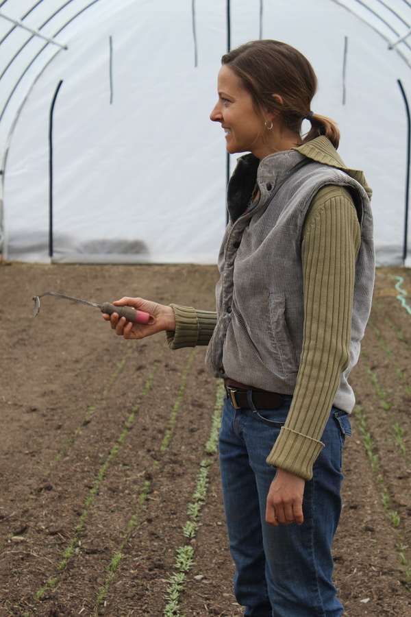 Michelle talks weeding with the tour