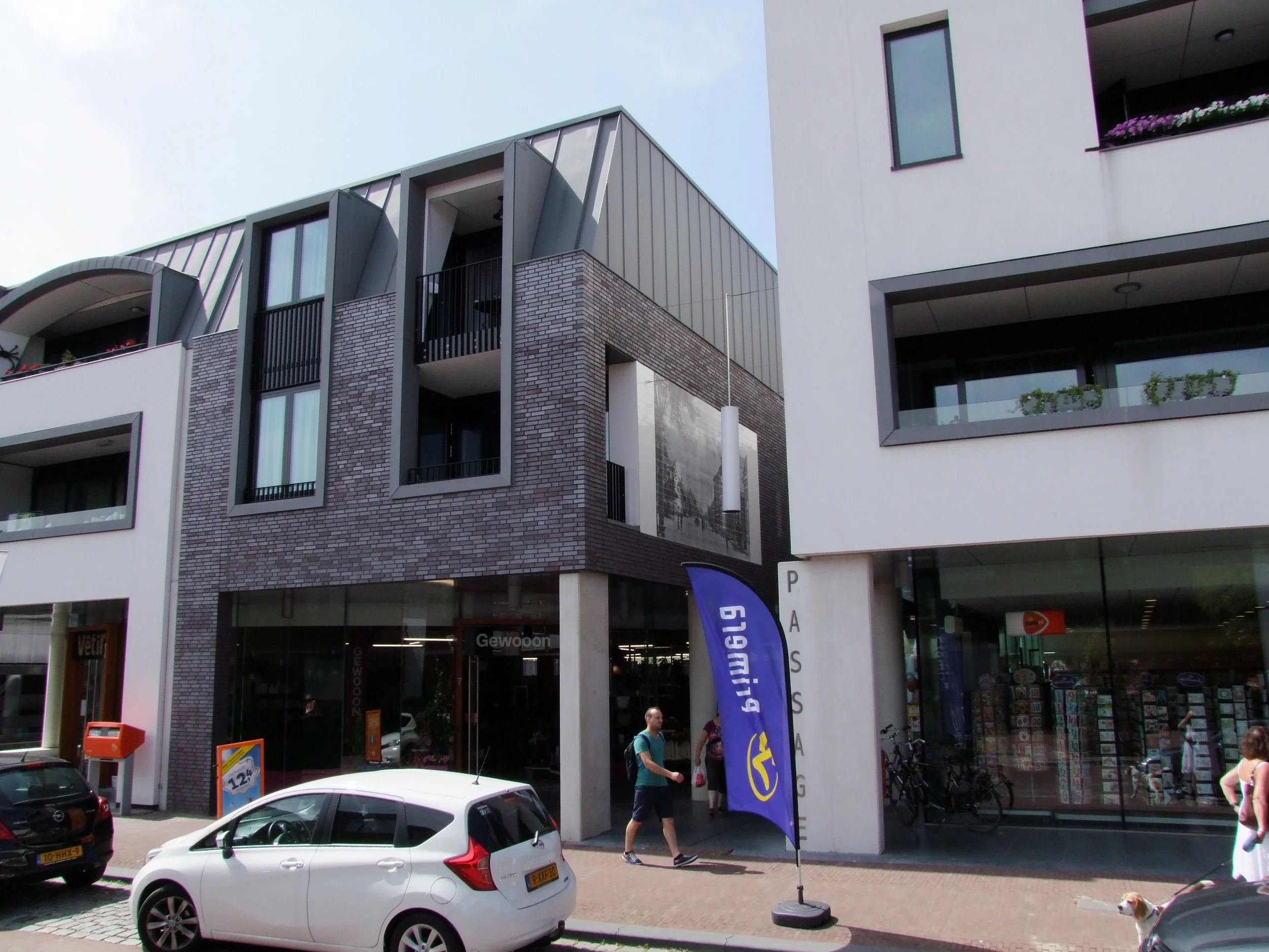 Oude aanzichtkaart Hoogerheide, RaadhuisPassage