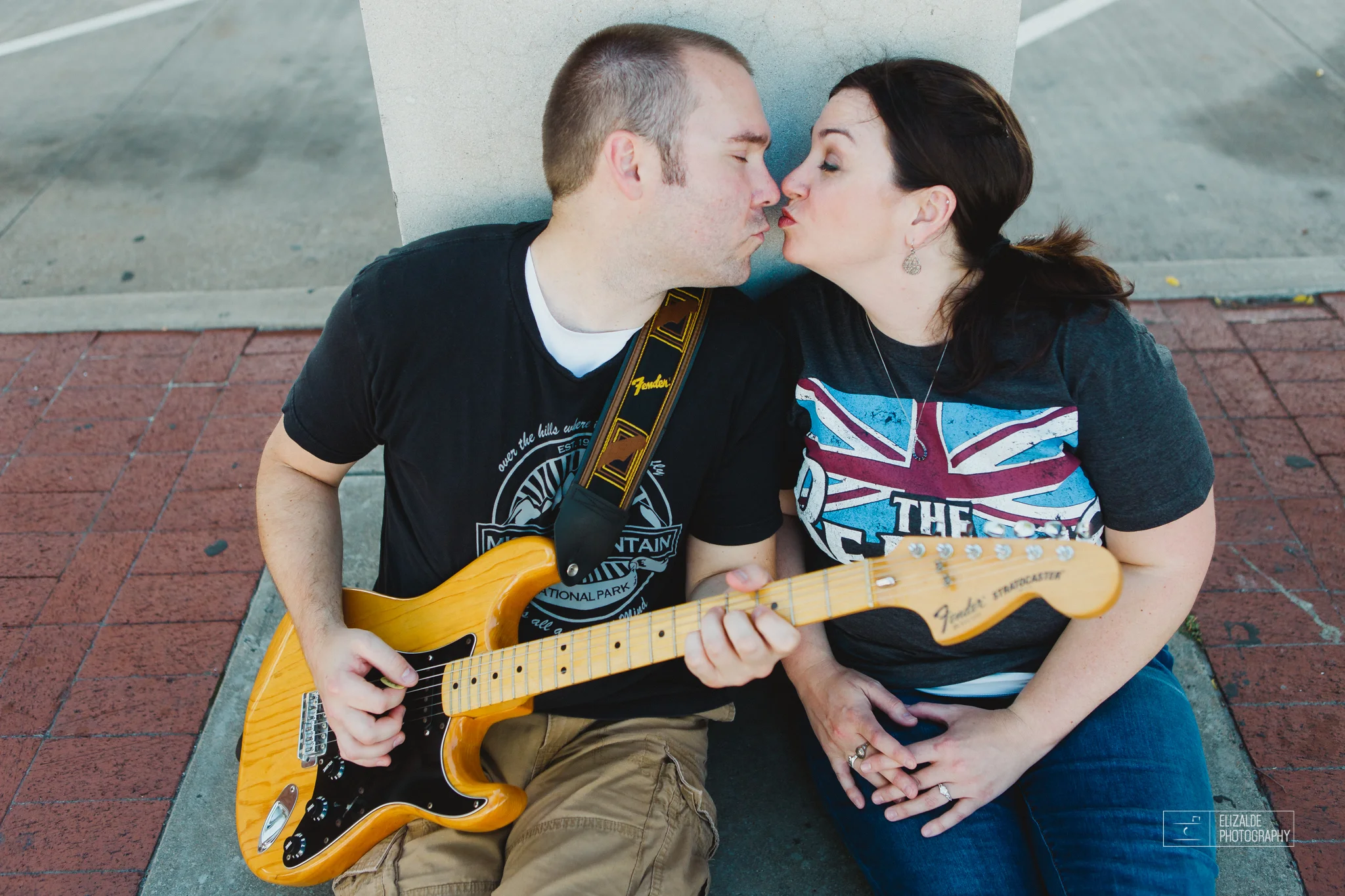 Engagement session_Theresa and Darren_DFW photographer_Elizalde Photographer_Water Garden Fort Worth21.jpg