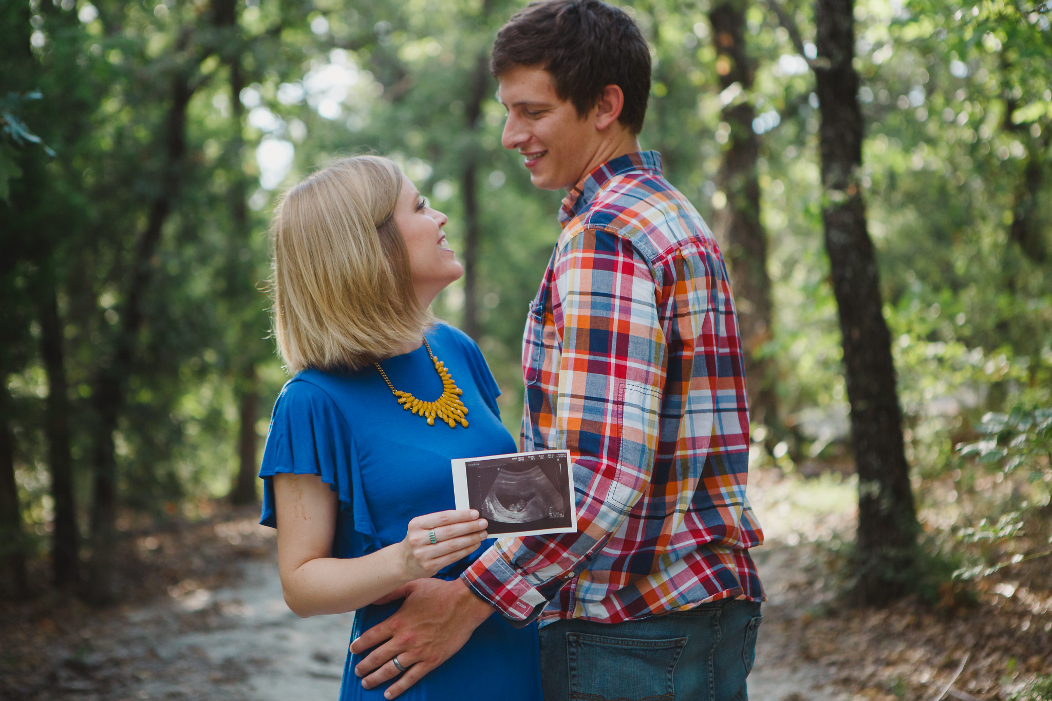 Blog - Maternity - Denton Photographer -  Elizalde Photoghaphy-19.jpg