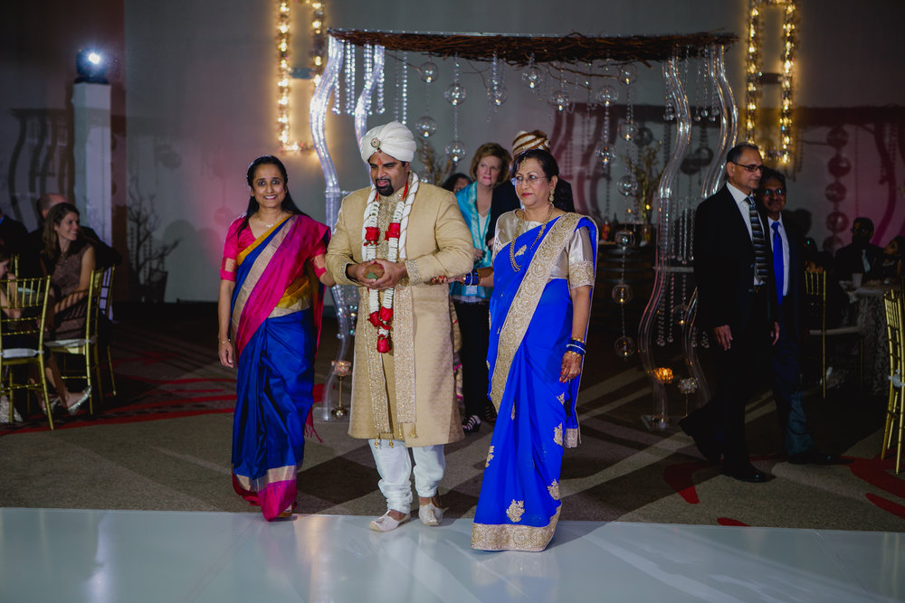Indian wedding - Wedding photographer - Dallas Photographer - South Asian Wedding -  elizalde photography-22.jpg