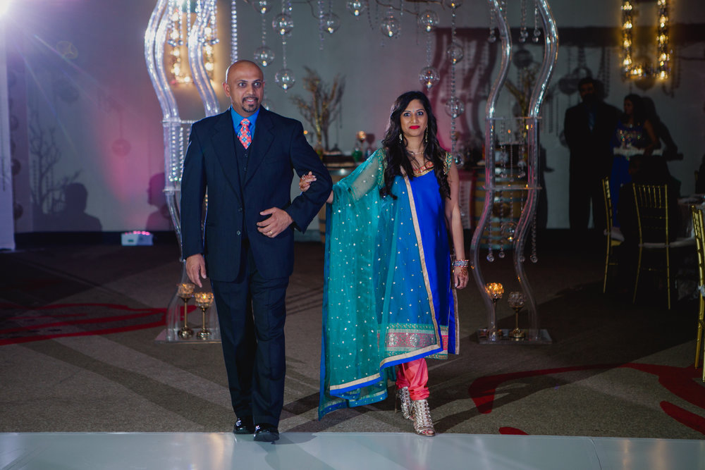Indian wedding - Wedding photographer - Dallas Photographer - South Asian Wedding -  elizalde photography-24.jpg