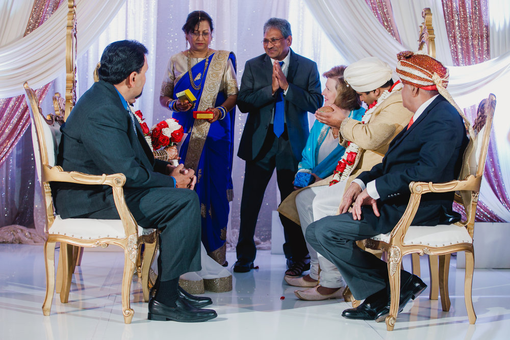 Indian wedding - Wedding photographer - Dallas Photographer - South Asian Wedding -  elizalde photography-34.jpg