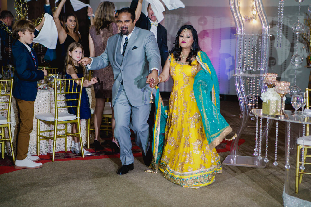 Indian wedding - Wedding photographer - Dallas Photographer - South Asian Wedding -  elizalde photography-69.jpg