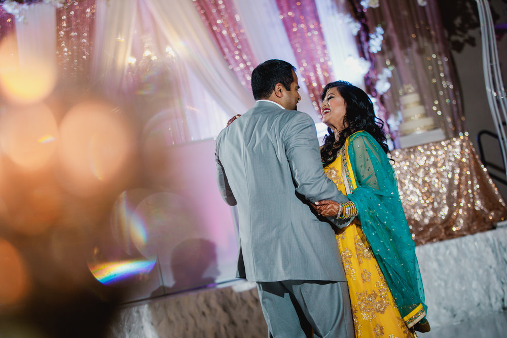 Indian wedding - Wedding photographer - Dallas Photographer - South Asian Wedding -  elizalde photography-72.jpg