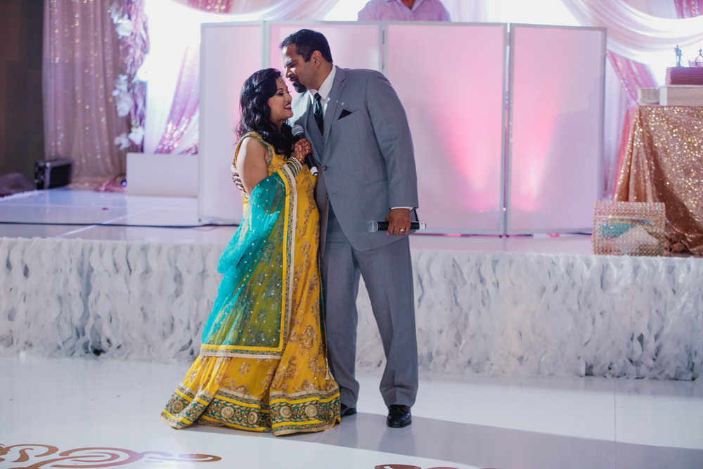 Indian wedding - Wedding photographer - Dallas Photographer - South Asian Wedding -  elizalde photography-103.jpg