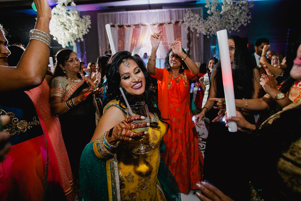 Indian wedding - Wedding photographer - Dallas Photographer - South Asian Wedding -  elizalde photography-124.jpg