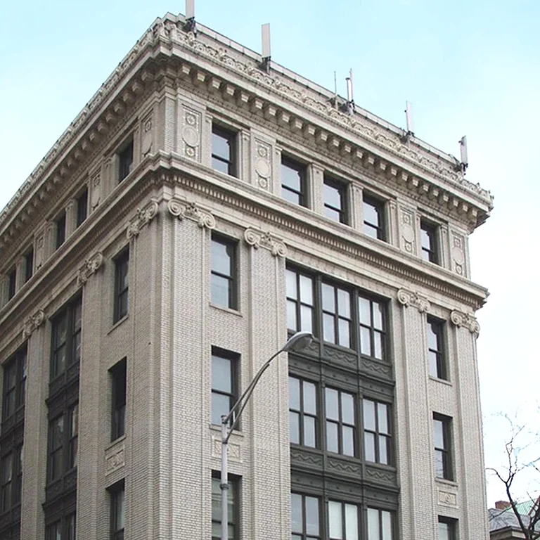 6 - 95_Hobo -Abu_Dhabi2.jpg