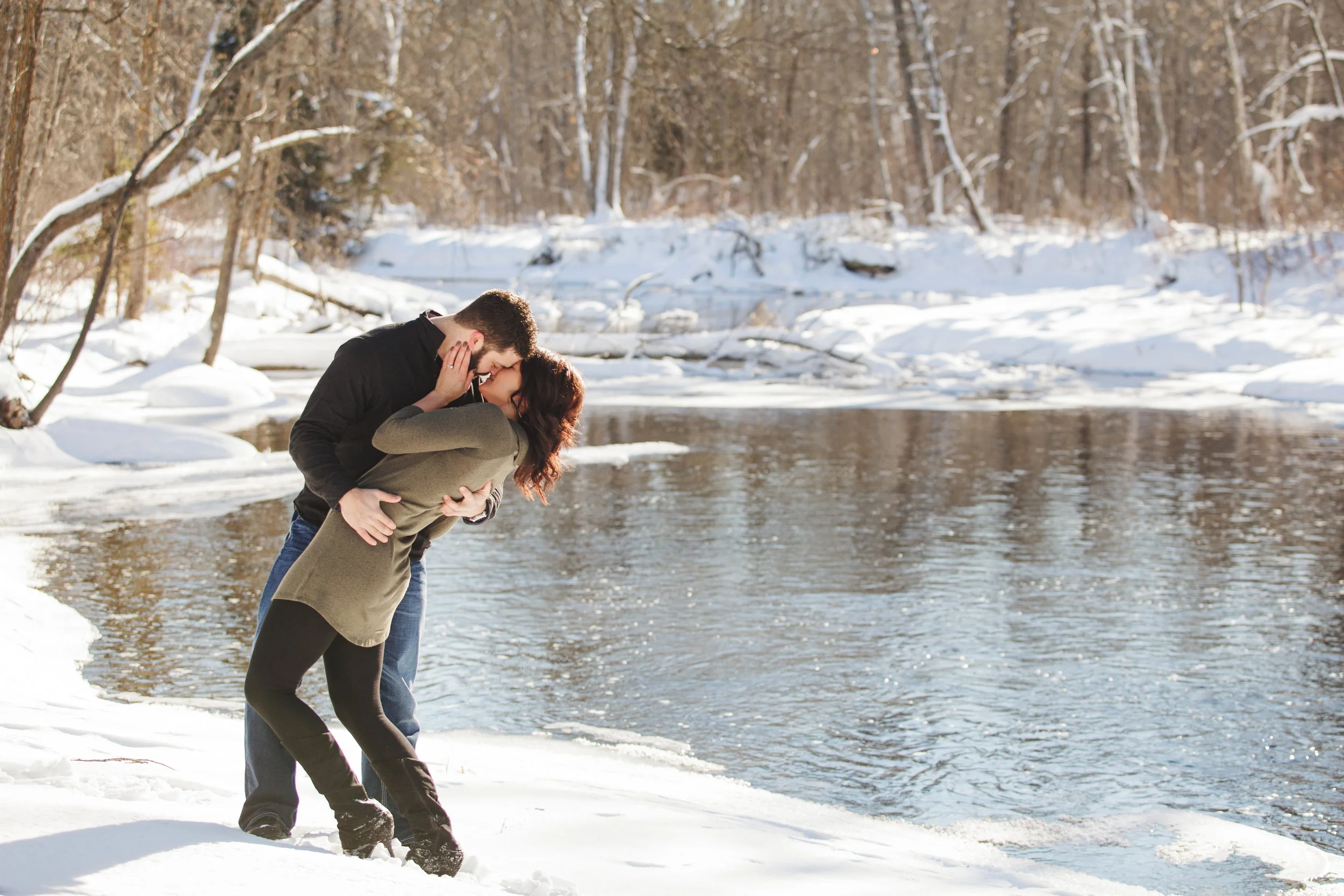 Bemidji_MN_Winter_Engagement_03.jpg