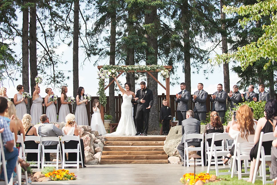Pine_Creek_Resort_MN_Wedding_19.jpg