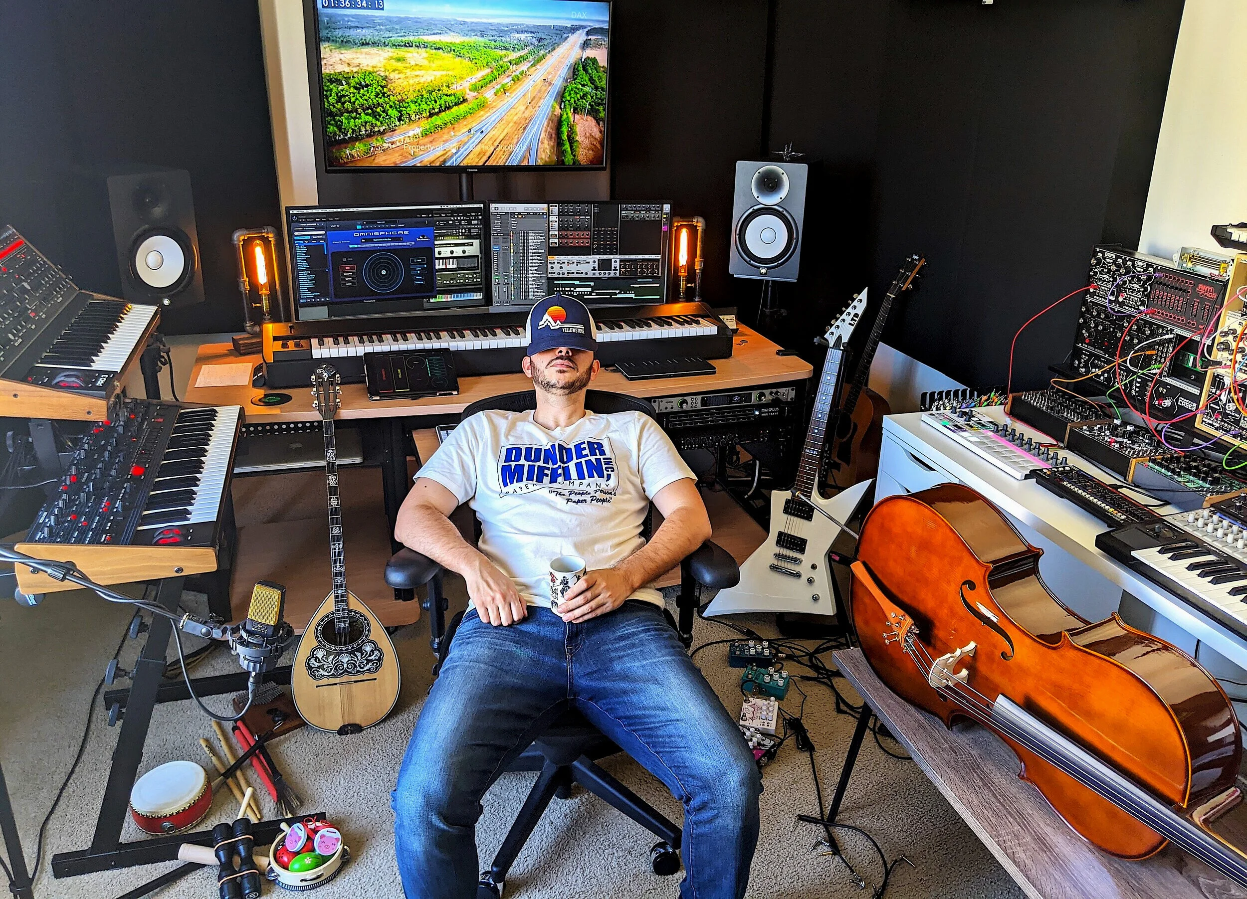 Dimitris+Mann+-+Studio+1.jpg