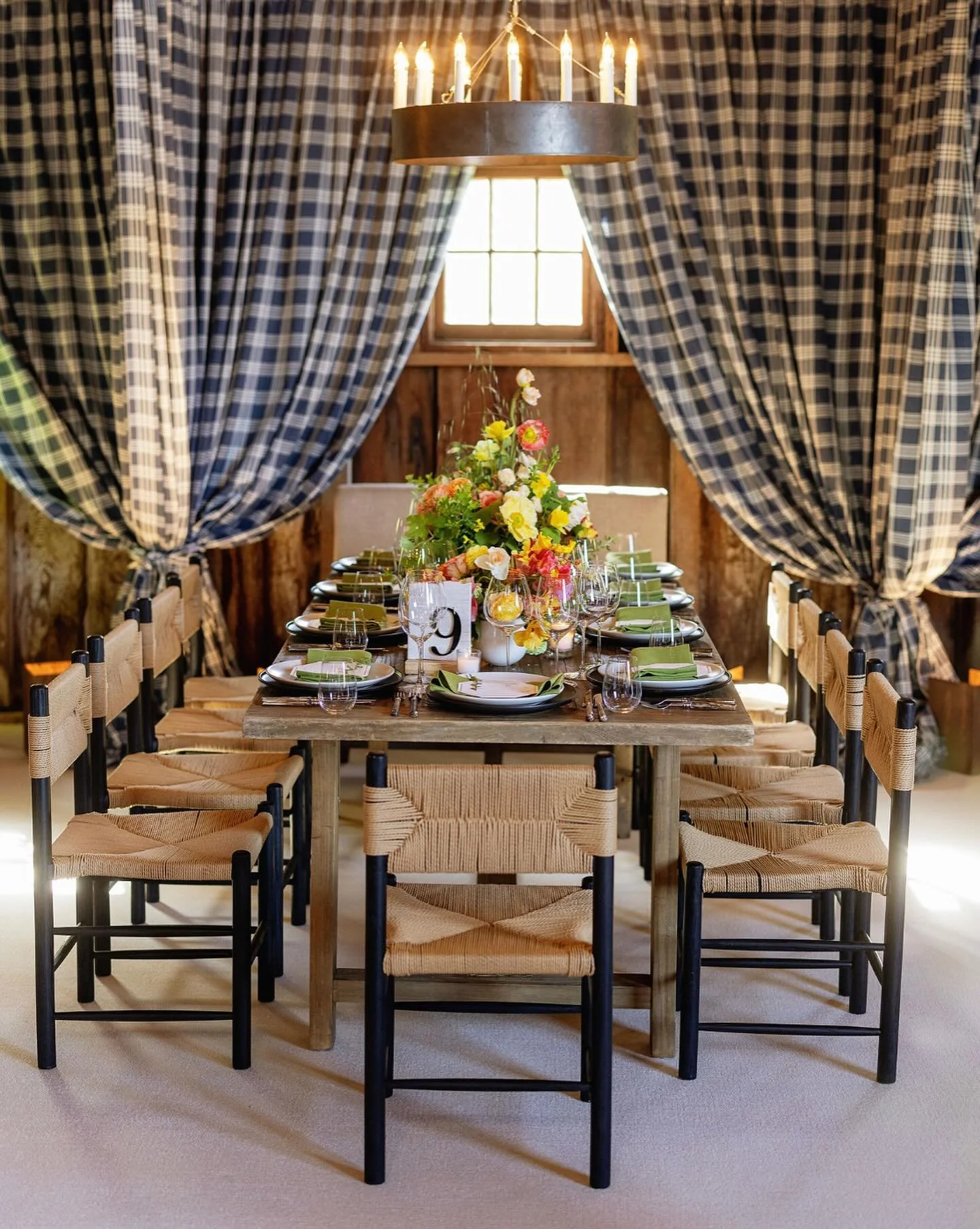 Just reminiscing about this beautiful wedding in California! Our client, with her whimsical style, was such a delight to work with. We brought in gorgeous blue and white plaid drapes to fill the barn with color, creating a warm and inviting atmospher