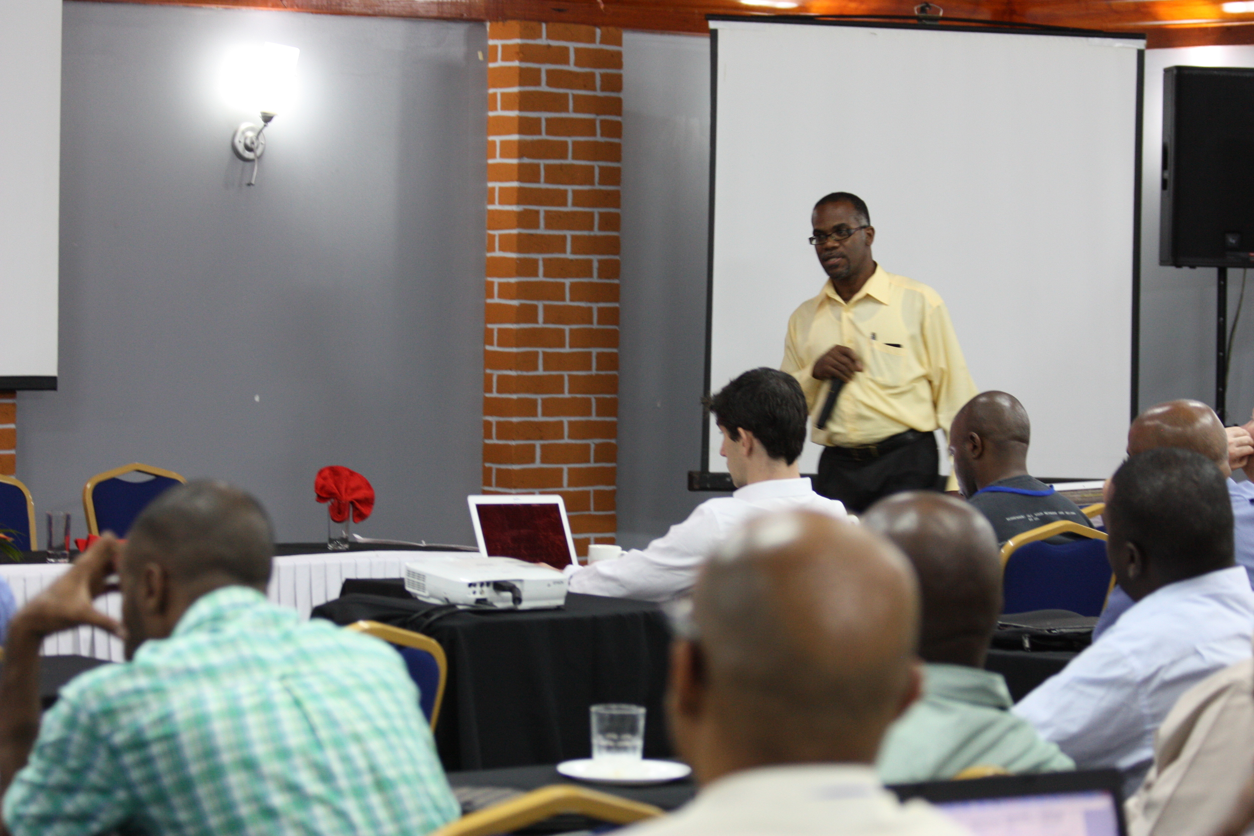 Keith Benjamin Presents on Next Generation Mobile Networks