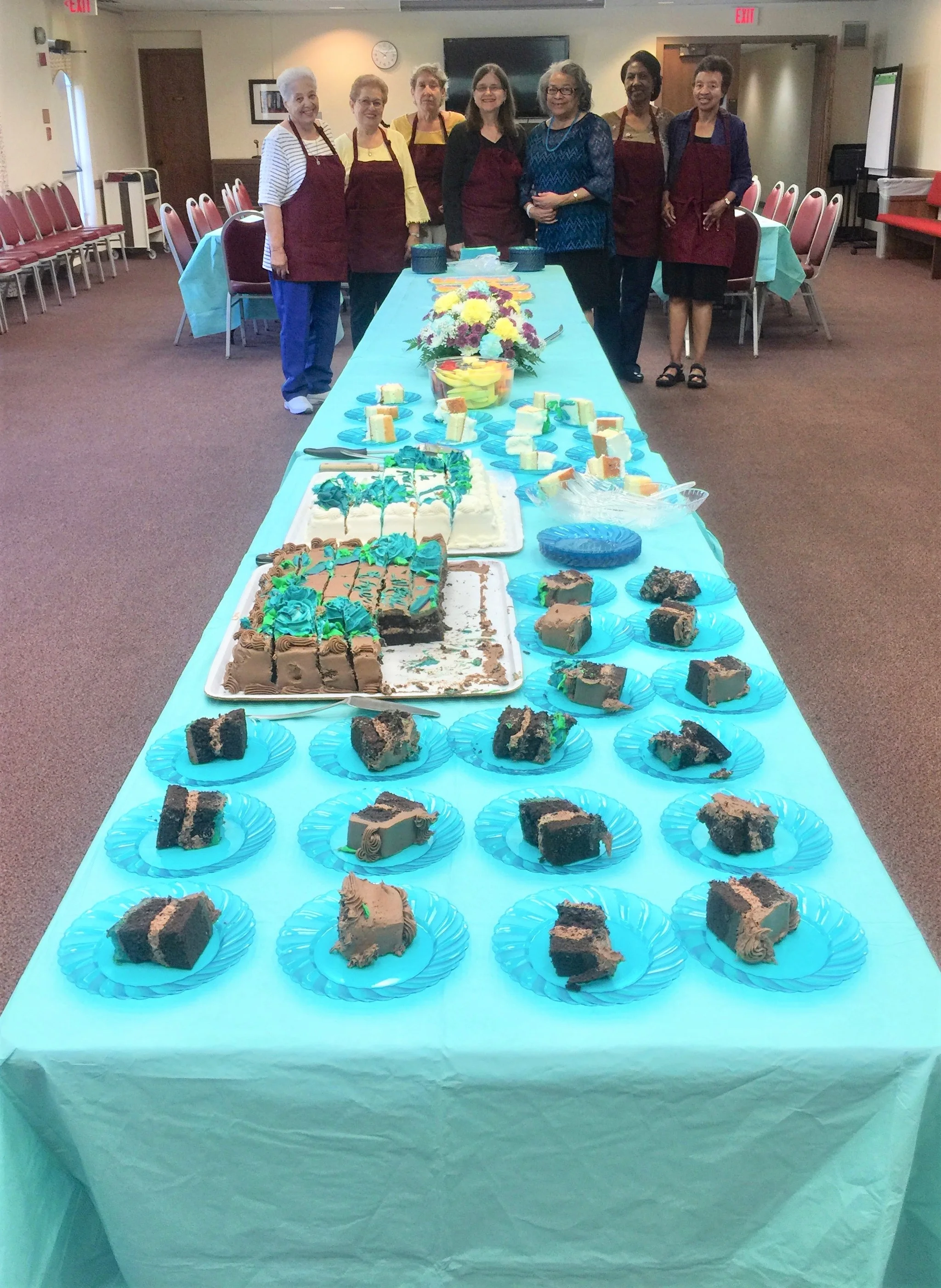 Cake table.jpeg