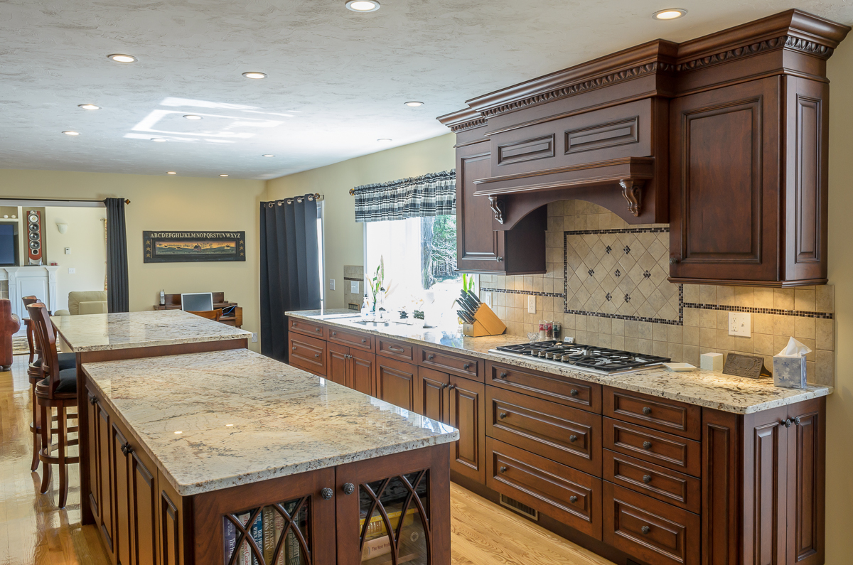 Kitchen_Associates_Chelmsford_MA-4.jpg