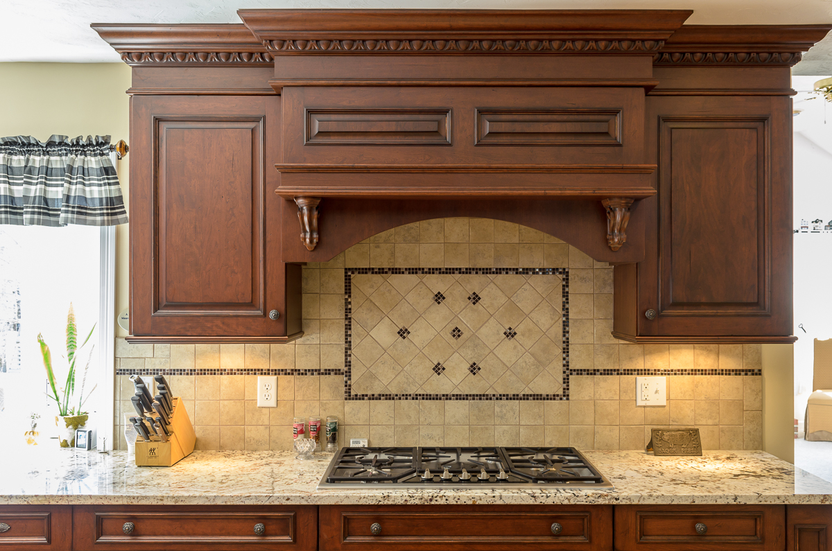 Kitchen_Associates_Chelmsford_MA-15.jpg