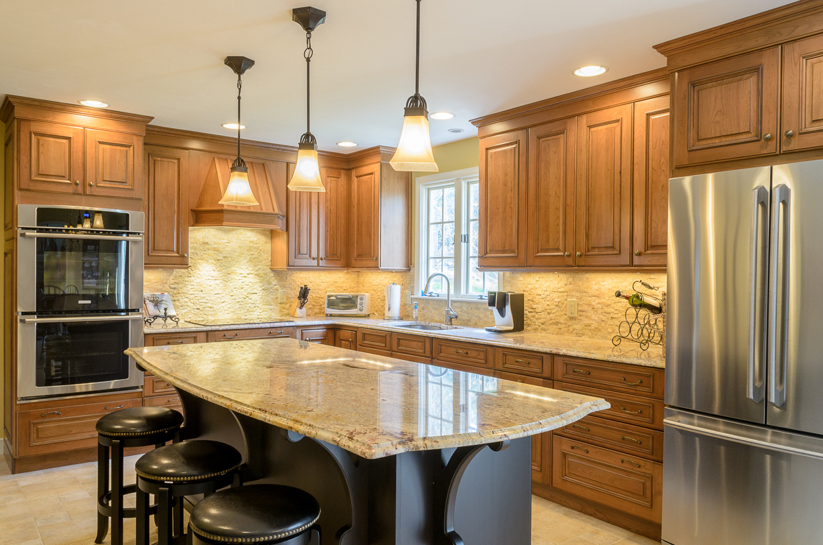 Kitchen_Associates_Shrewsbury_MA-9.jpg