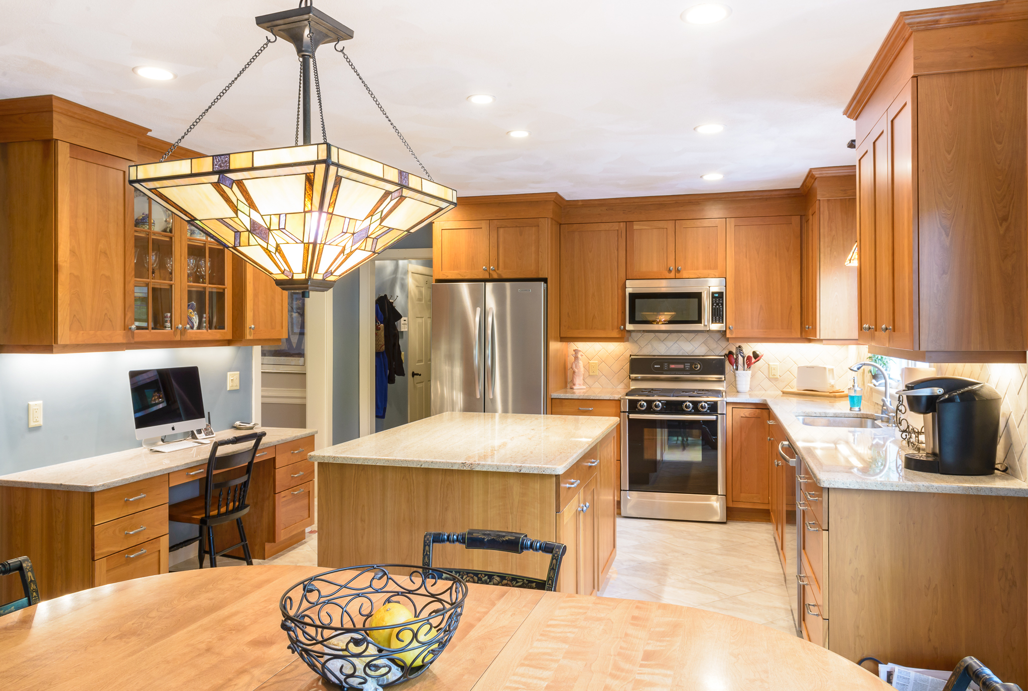 Light Up Your Life By Lighting Up Your Kitchen — Kitchen Associates
