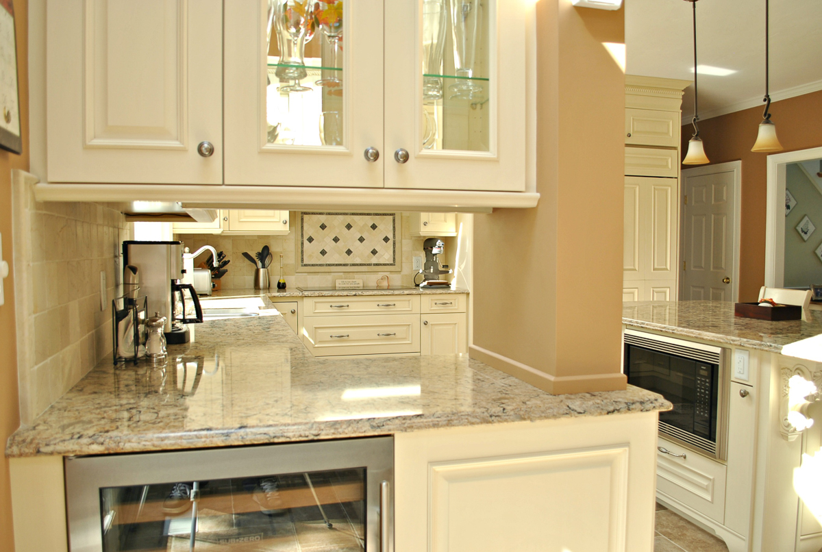 Shrewsbury, MA 2 — Kitchen Associates | Massachusetts Kitchen Remodeling