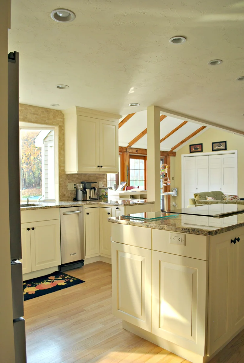 Harvard_MA_Kitchen_Remodel_Kitchen_Associates-8.jpg