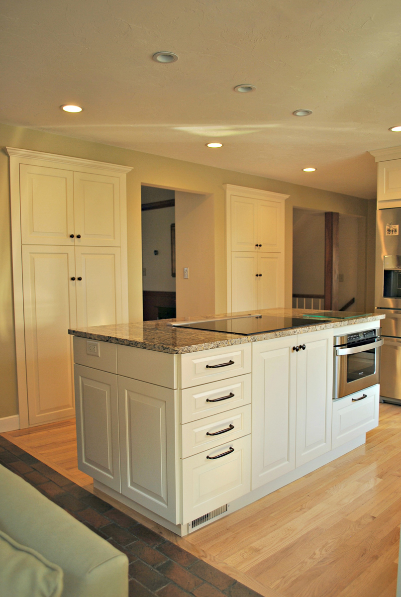 Harvard_MA_Kitchen_Remodel_Kitchen_Associates-9.jpg