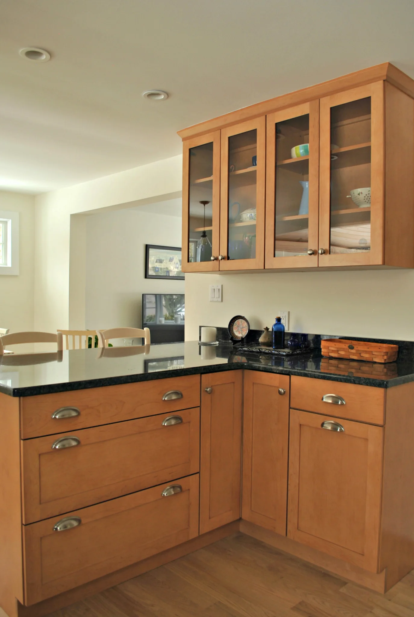 Acton_MA_kitchen_Remodel_BY_Kitchen_Associates