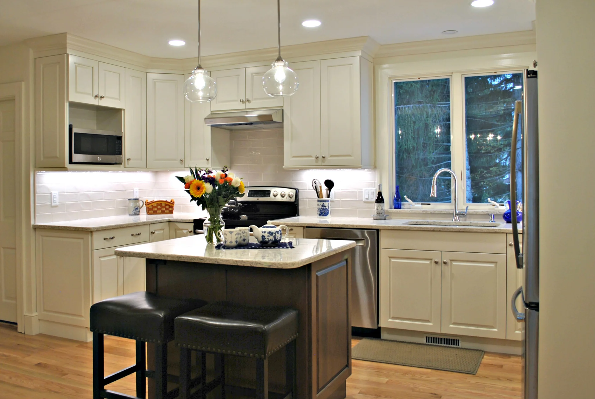 Hudson_MA_Kitchen_Remodel_Kitchen_Associates