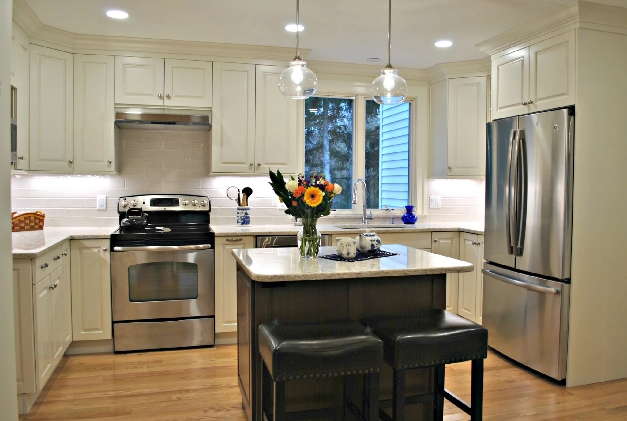 Hudson_MA_Kitchen_Remodel_Kitchen_Associates