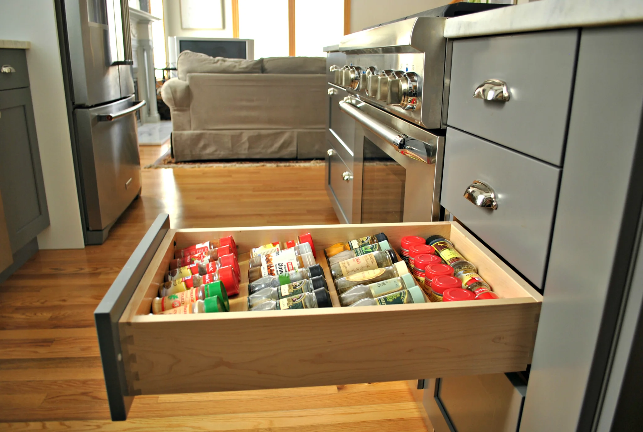 Worcester_MA_Kitchen_Remodel_Kitchen_Associates-11.jpg