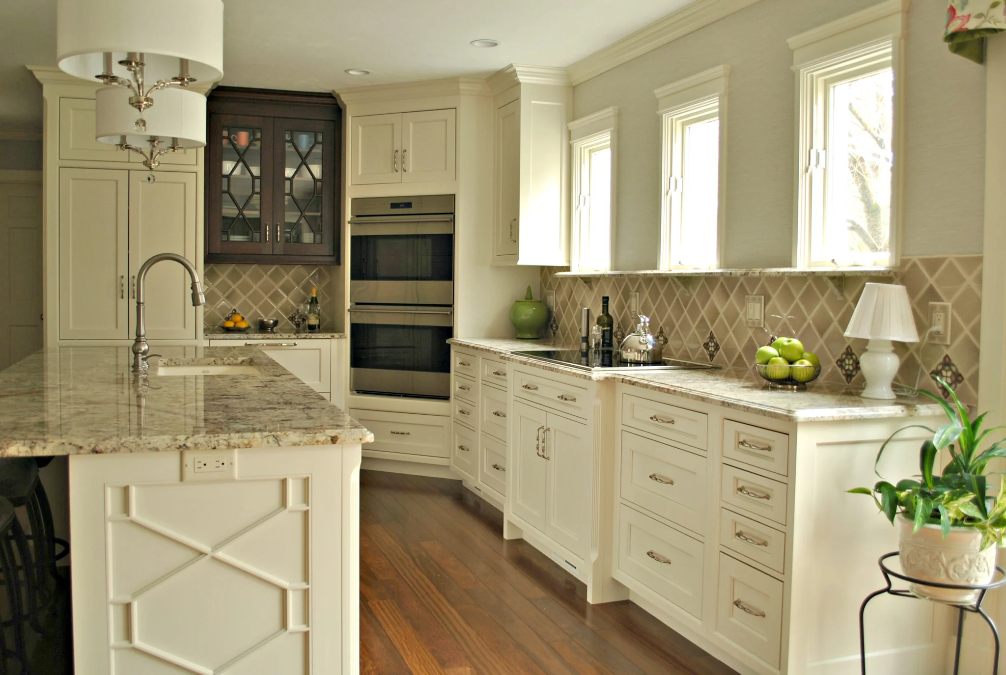 Shrewsbury_MA_Kitchen_Remodel_Kitchen_Associates