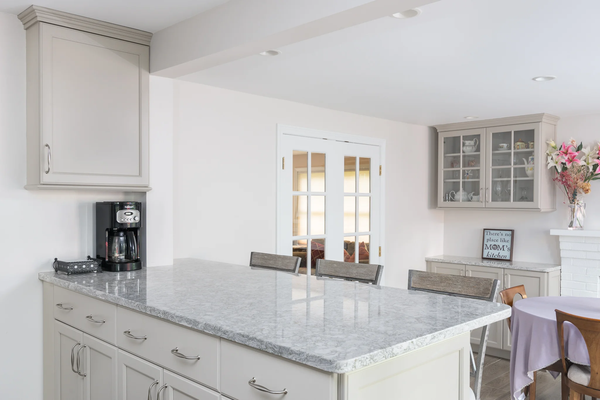 Natick_MA_Kitchen_Remodel_Kitchen_Associates