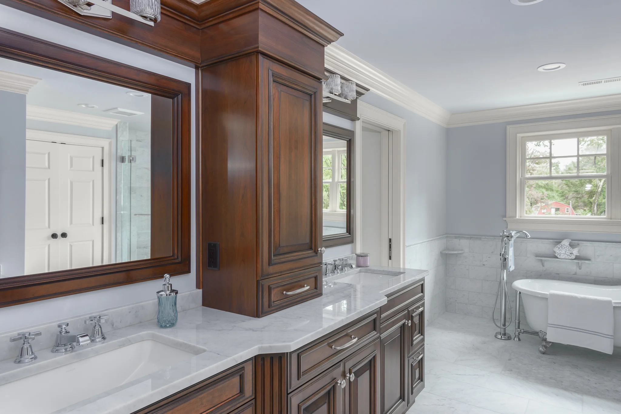 Bedford_MA_Kitchen_Remodel_Kitchen_Associates