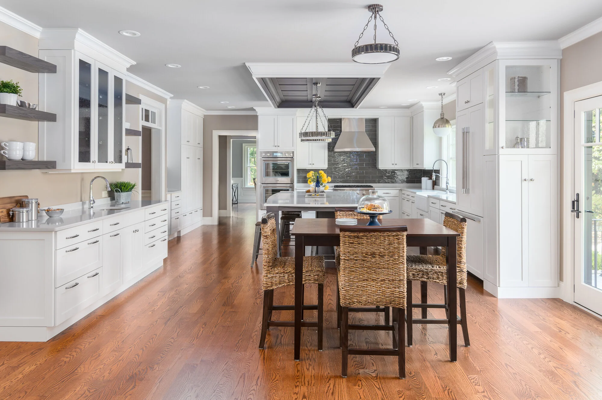 Bedford_MA_Kitchen_Remodel_Kitchen_Associates