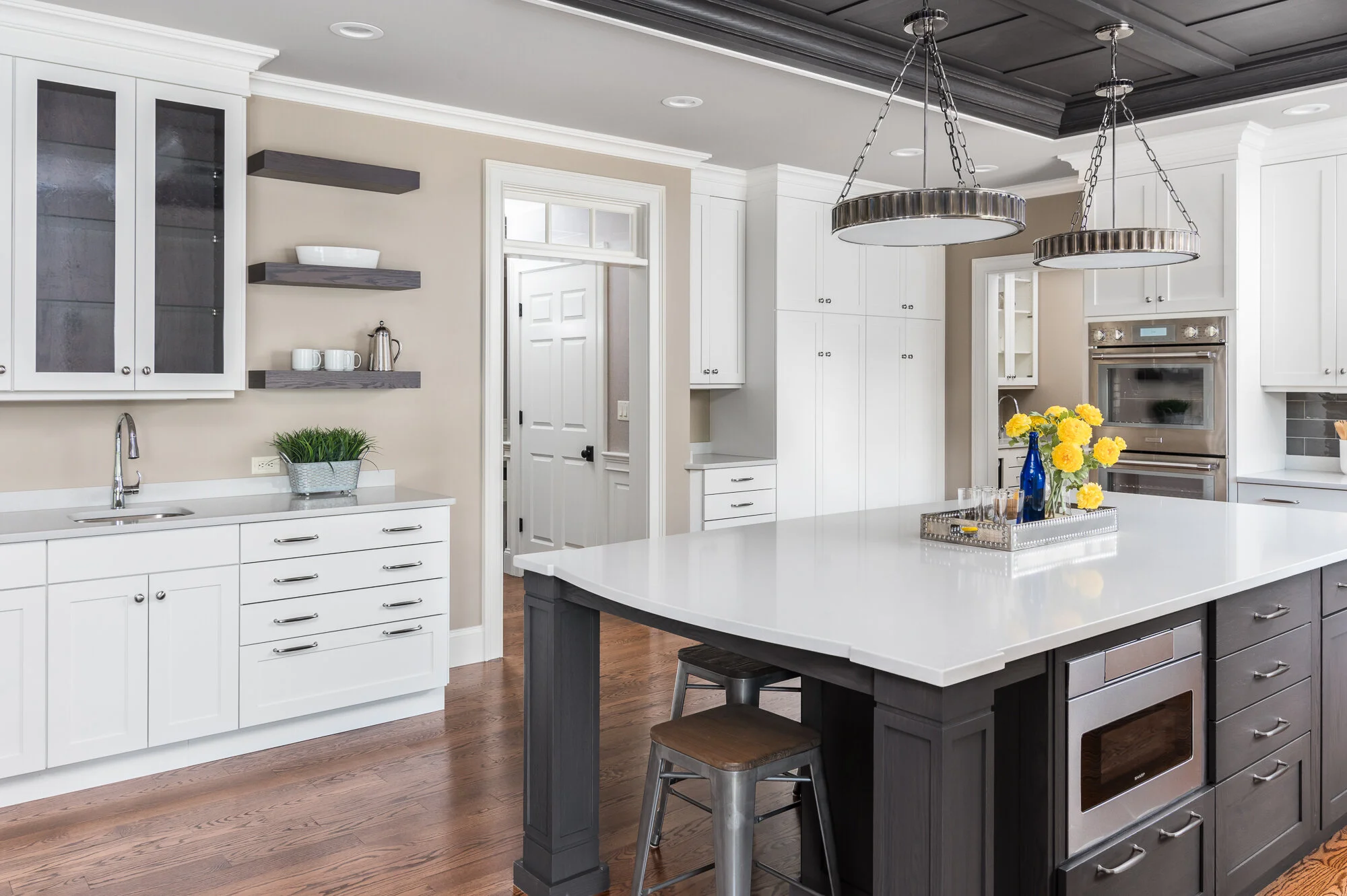 Bedford_MA_Kitchen_Remodel_Kitchen_Associates