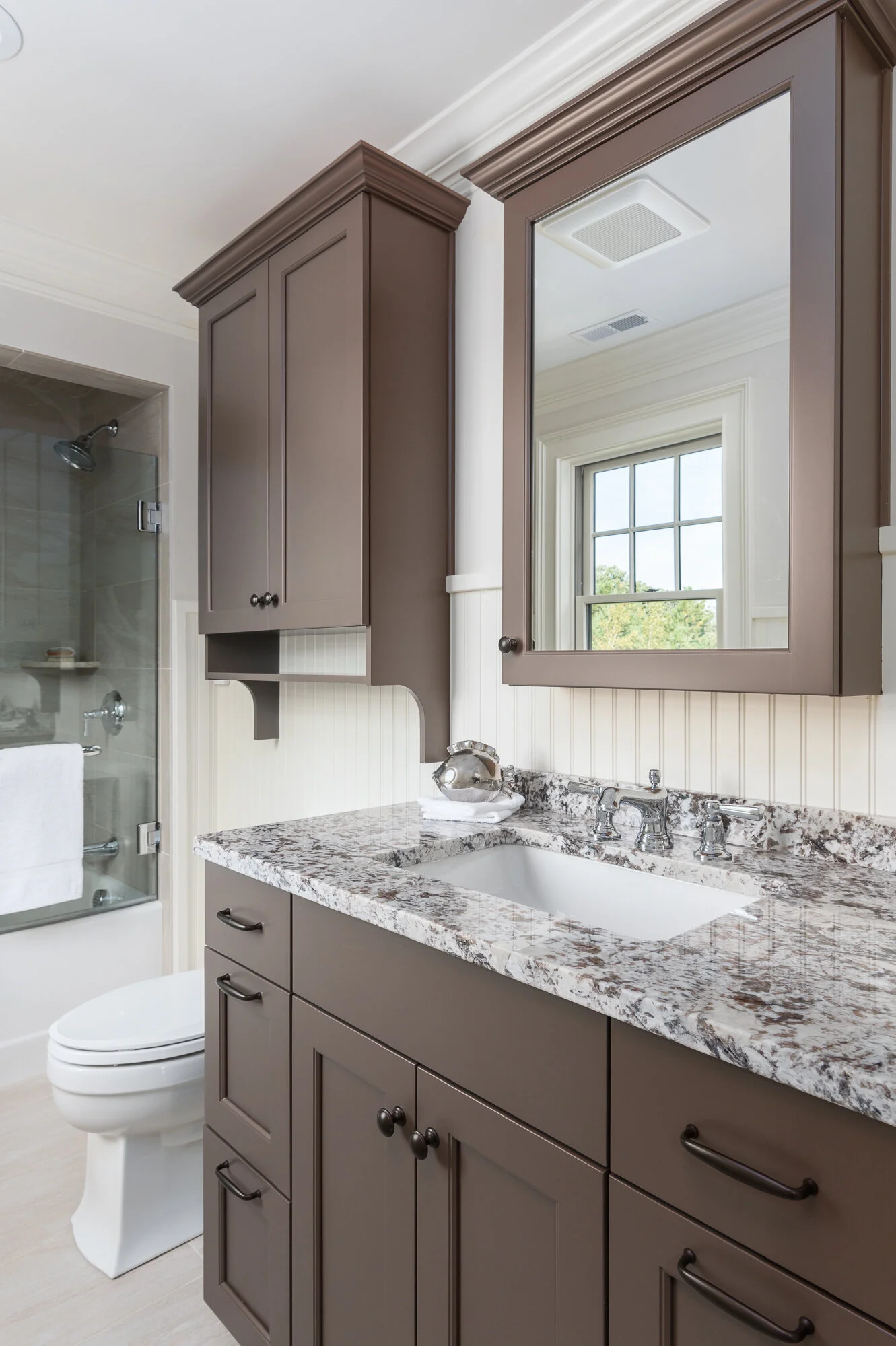 Bedford_MA_Kitchen_Remodel_Kitchen_Associates_14.jpg