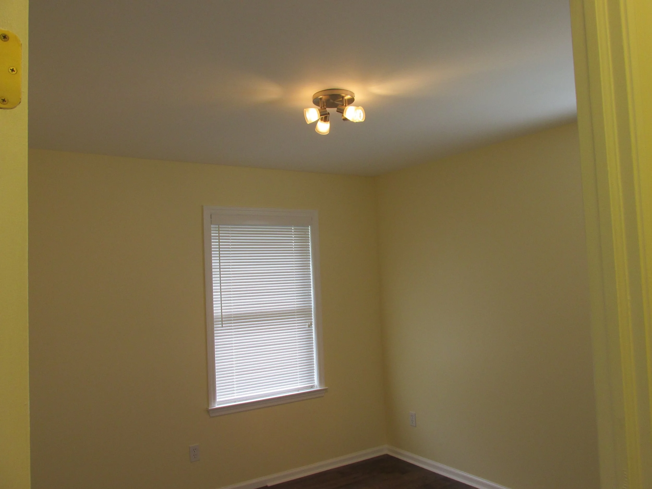 Bdrm2 02.JPG