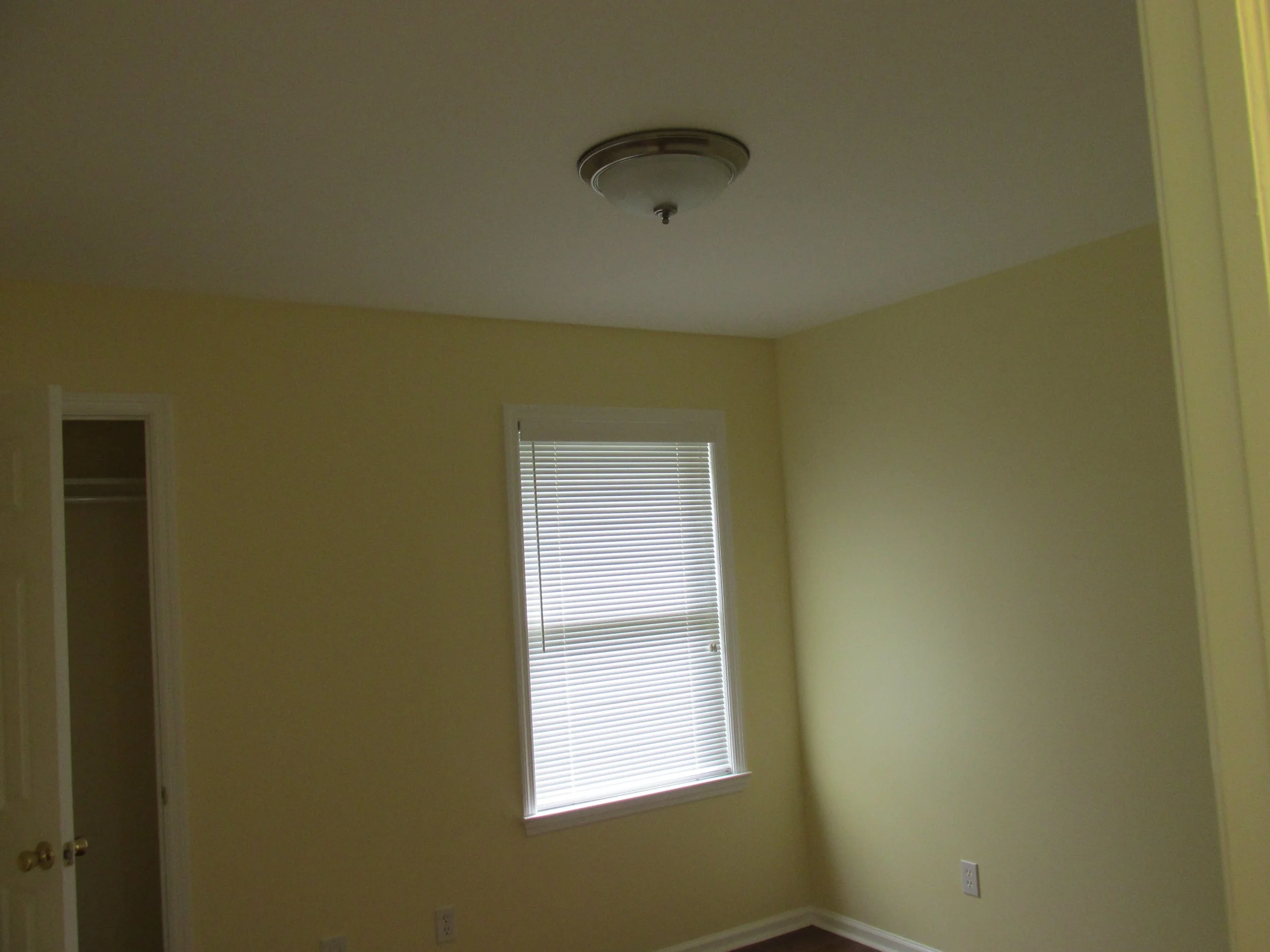 Bdrm3 02.JPG