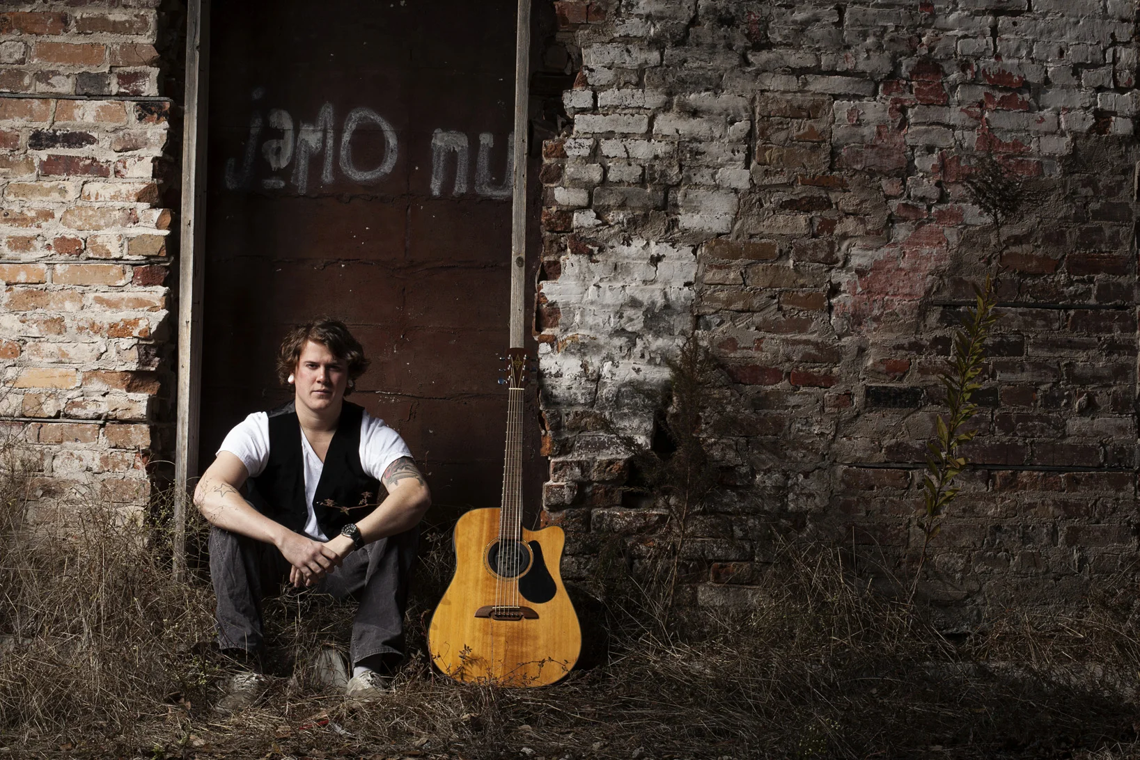 Zack Chavers | Mobile AL Musician Environmental Portrait