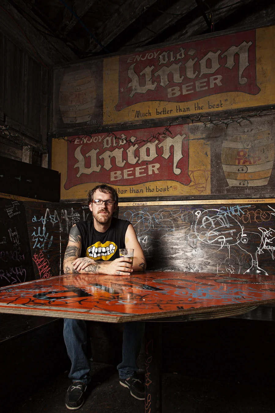 Bartender at The Saint - Dive Bar